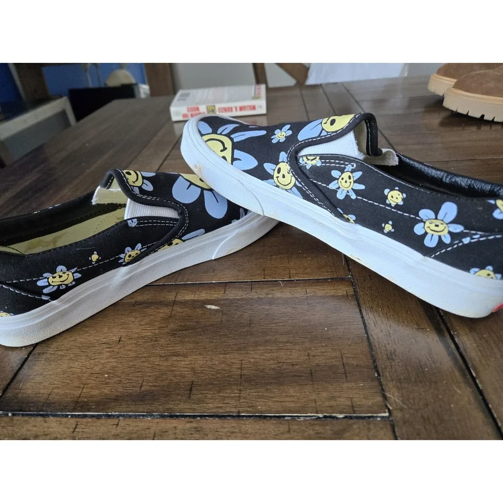 Vans Classic Slip-On Trippy Grin Floral Multicolor Canvas Shoes M- 7 W-8.5